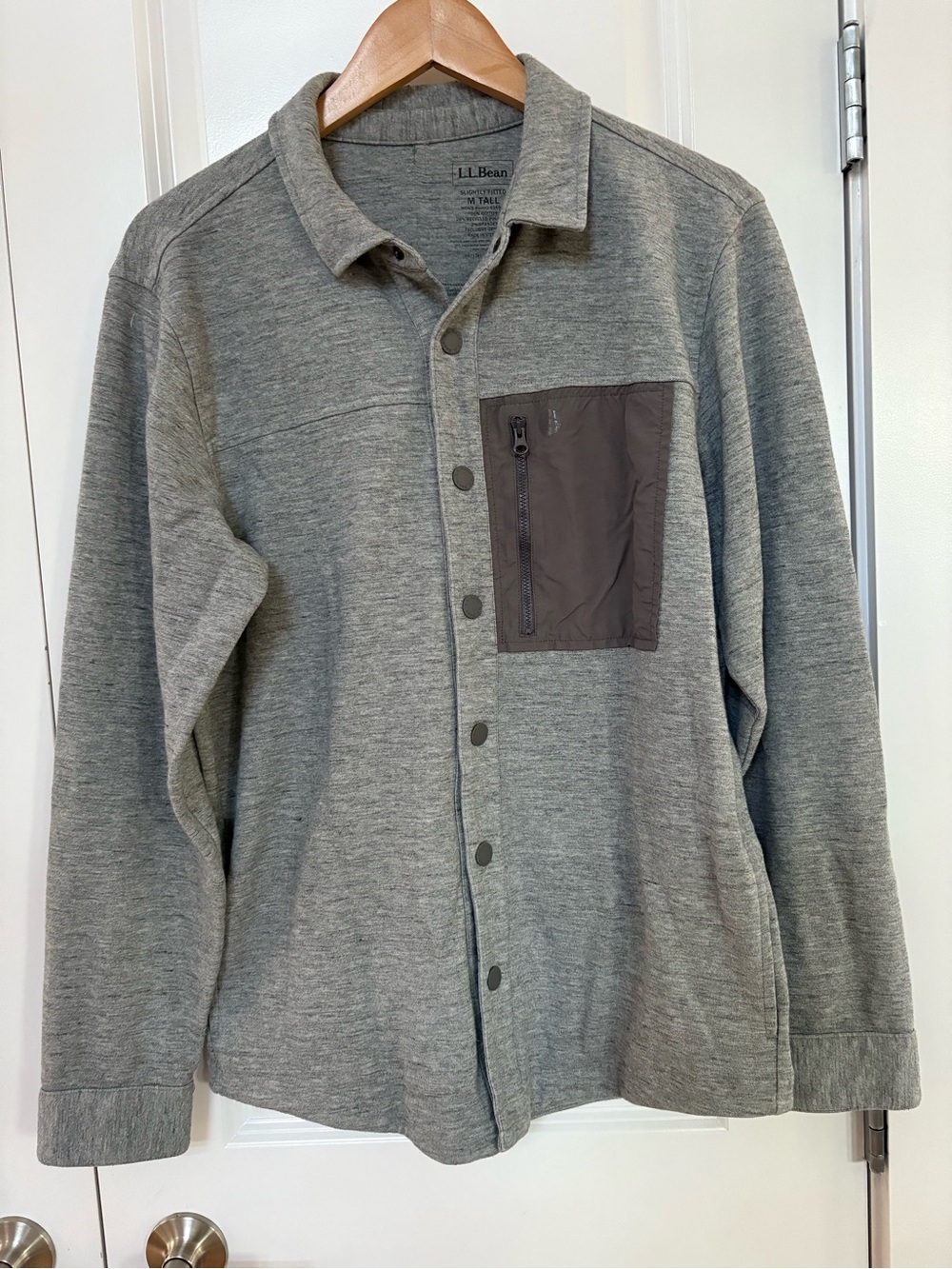 L.L. Bean Men's Button-Up Shirt with Chest Pocket Medium Tall